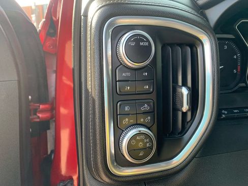 Used 2020 GMC Sierra 2500 Denali w/ Denali Ultimate Package AWD/4WD image 17