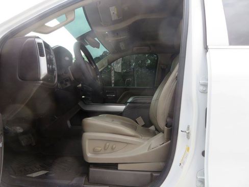 Used 2018 Chevrolet Silverado 1500 LTZ Z71 w/ LTZ Plus Package AWD/4WD image 11