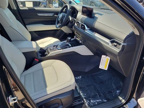 New 2025 MAZDA CX-5 AWD 2.5 S w/ Premium Plus Pkg image 16