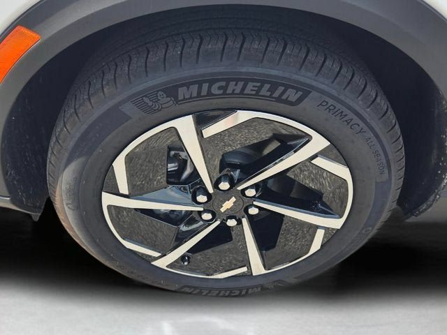 Used 2026 Chevrolet Equinox EV LT FWD image 9