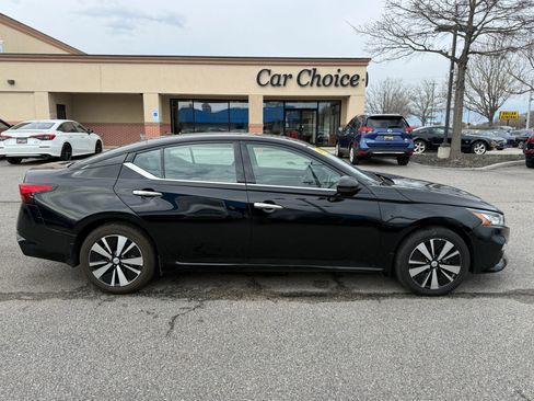 Used 2021 Nissan Altima 2.5 SL image 7