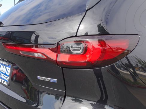 Used 2024 MAZDA CX-90 Plug-In Hybrid w/ Preferred image 5