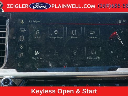 Used 2023 GMC Sierra 1500 Elevation AWD/4WD image 19