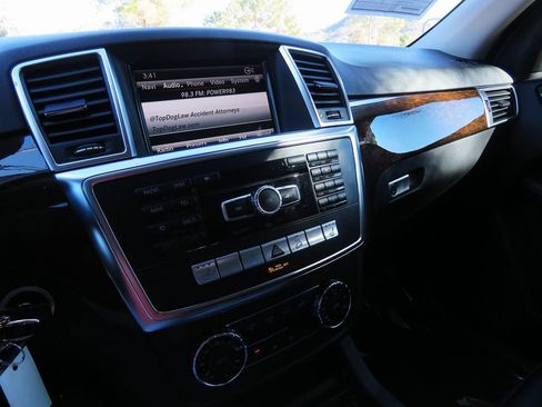 Used 2013 Mercedes-Benz ML 350 4MATIC image 23