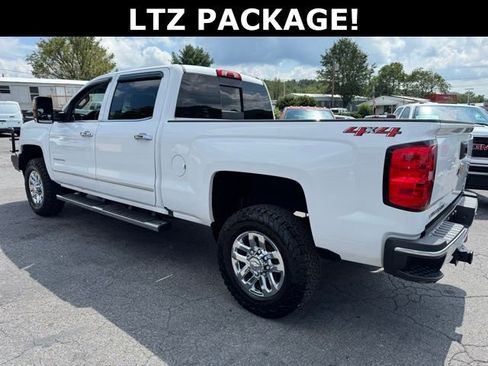 Used 2018 Chevrolet Silverado 3500 LTZ image 4