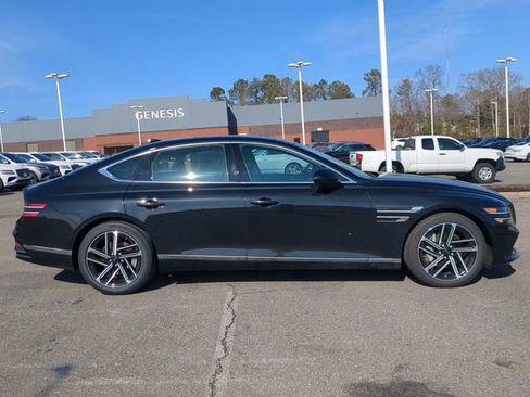 New 2026 Genesis G80 2.5T Advanced image 3