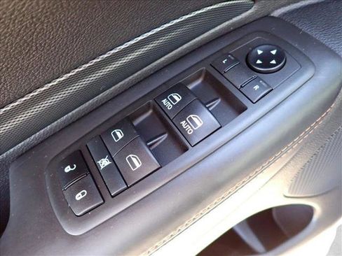 Used 2021 Dodge Durango R/T w/ Blacktop Package image 17