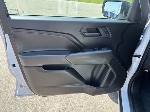 Used 2024 Chevrolet Colorado Trail Boss w/ Advanced Trailering Package AWD/4WD image 13
