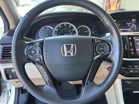 Used 2017 Honda Accord EX-L image 19