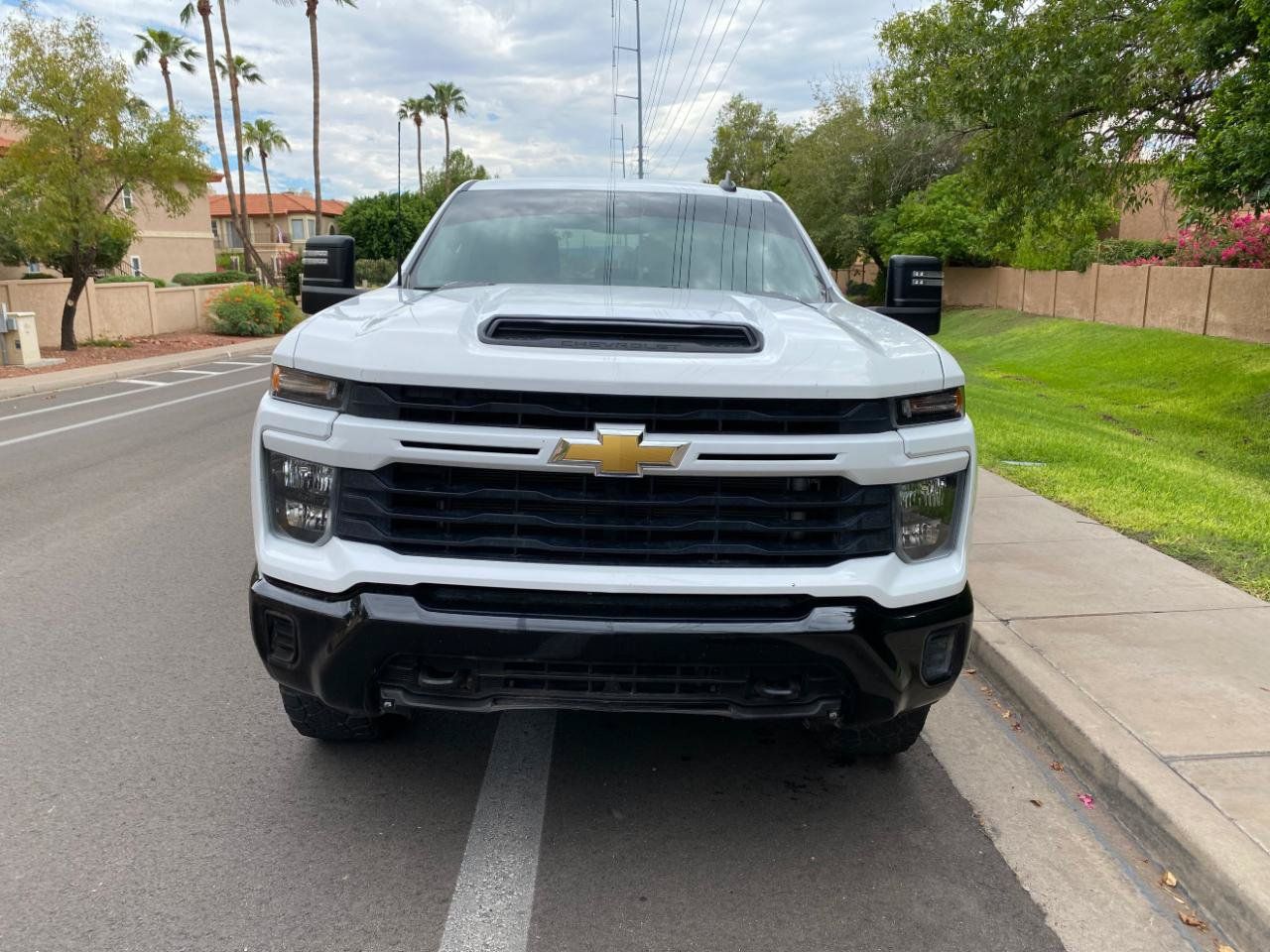 Used 2024 Chevrolet Silverado 2500 Custom w/ Custom Value Package AWD/4WD image 5