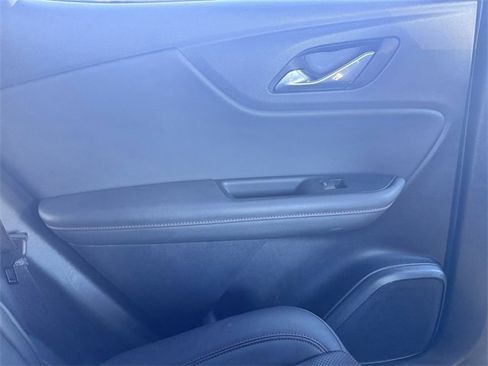 Used 2025 Chevrolet Blazer RS image 25