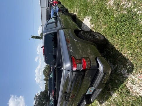 Used 2026 Nissan Frontier PRO-4X AWD/4WD image 8