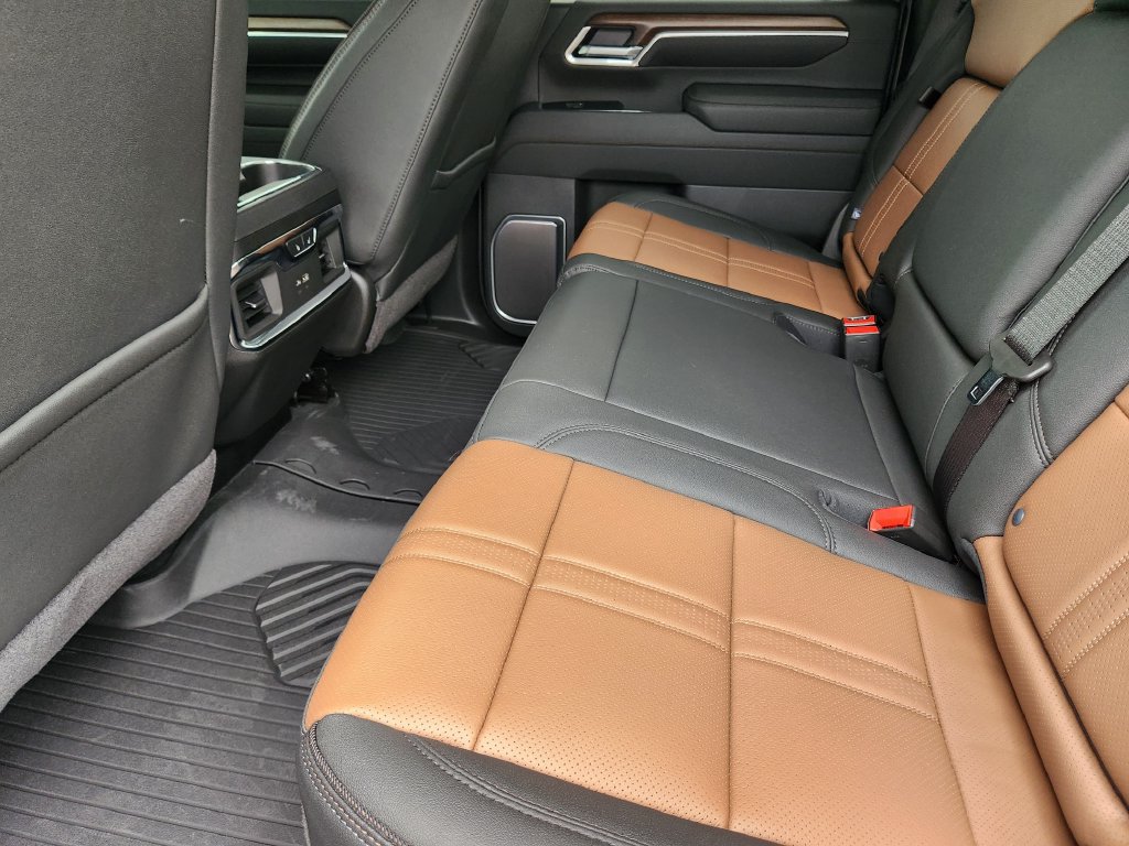 New 2026 Chevrolet Silverado 2500 High Country w/ High Country Premium Package AWD/4WD image 20