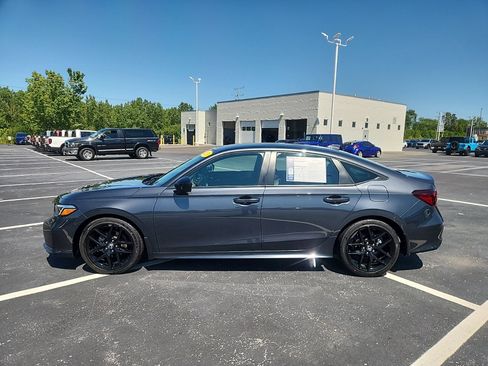 Used 2026 Honda Civic Sport image 3