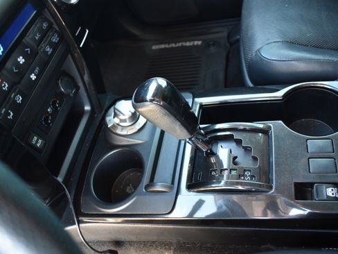 Used 2019 Toyota 4Runner Limited image 22