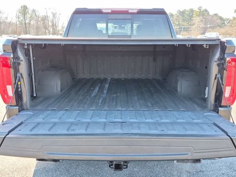 Used 2021 GMC Sierra 1500 SLT w/ SLT Premium Package image 21