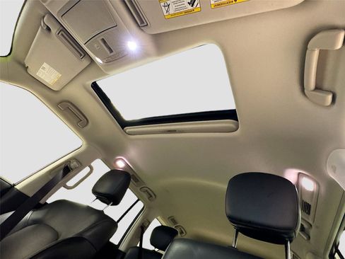 Used 2024 INFINITI QX80 Luxe image 22