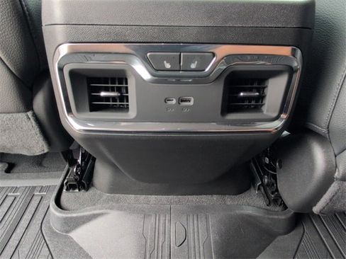 Certified 2024 GMC Sierra 2500 Denali w/ Denali Reserve Package image 11