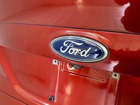 Used 2016 Ford Escape SE FWD image 33