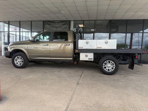 Used 2014 RAM 3500 Laramie AWD/4WD image 2