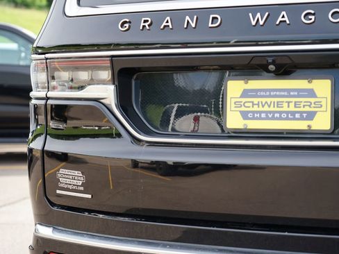 Used 2022 Jeep Grand Wagoneer Series III image 10