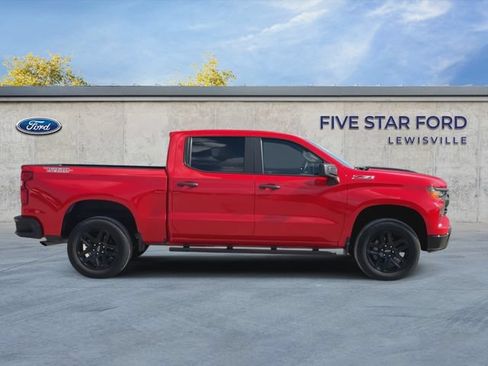 Used 2022 Chevrolet Silverado 1500 Custom Trail Boss AWD/4WD image 9