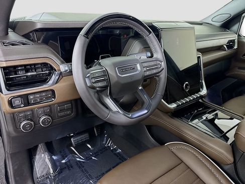 New 2026 GMC Yukon XL Denali Ultimate image 9