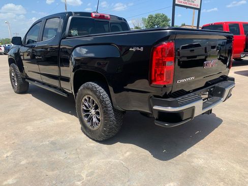 Used 2017 GMC Canyon SLE w/ SLE Convenience Package AWD/4WD image 4
