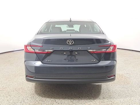Used 2025 Toyota Camry LE FWD image 5
