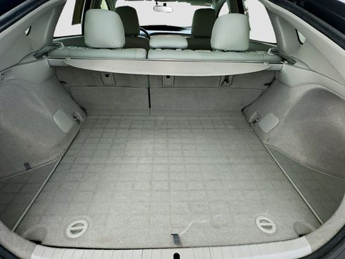 Used 2012 Toyota Prius Three image 30