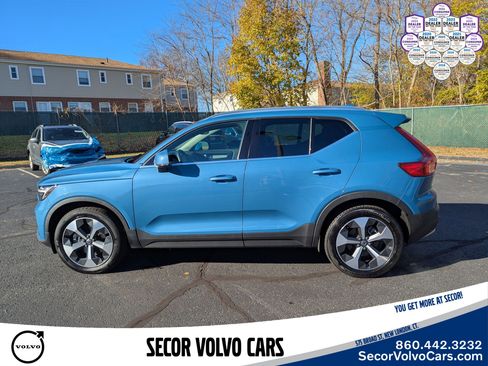 Certified 2023 Volvo XC40 B5 Plus w/ Driver Assist Package image 7