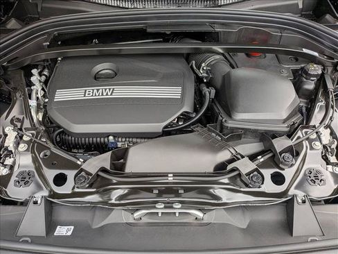 New 2026 BMW X1 xDrive28i w/ Technology Package AWD/4WD image 18