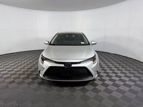 Used 2022 Toyota Corolla LE image 4