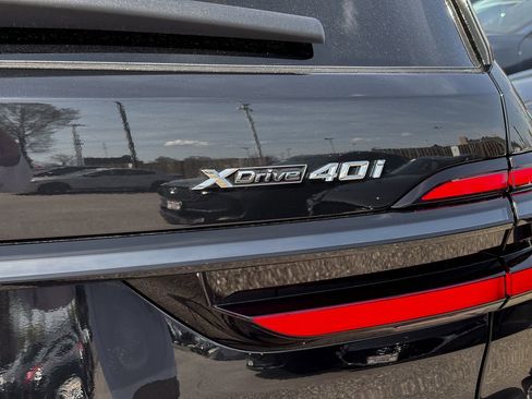 New 2026 BMW X7 xDrive40i AWD/4WD image 7