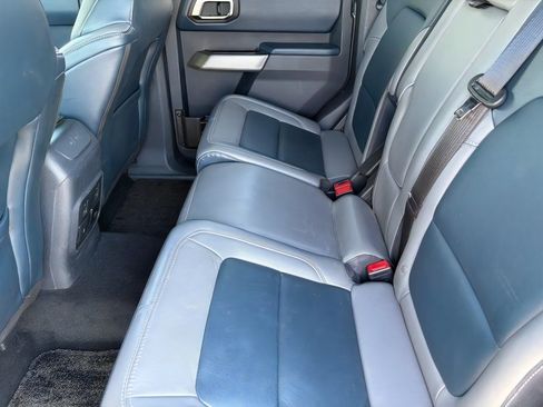 Used 2022 Ford Bronco Outer Banks w/ Sasquatch Package AWD/4WD image 12
