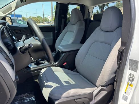 Used 2017 Chevrolet Colorado W/T w/ WT Convenience Package RWD image 15
