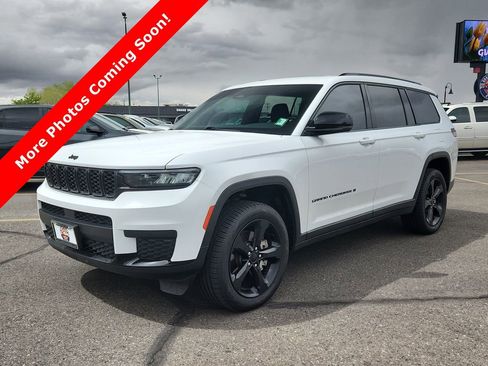 Used 2023 Jeep Grand Cherokee L Laredo AWD/4WD image 4