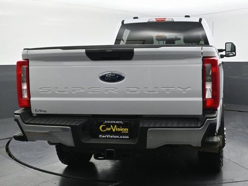 Used 2024 Ford F350 XLT image 4