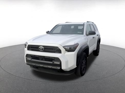Used 2025 Toyota 4Runner SR5 image 6