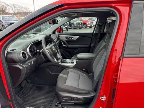 Used 2023 Chevrolet Blazer LT w/ Convenience Package image 9