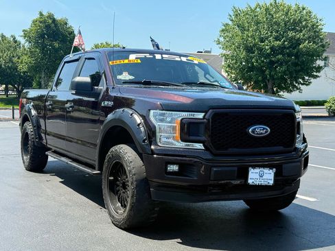 Used 2018 Ford F150 XL w/ Equipment Group 101A Mid AWD/4WD image 4