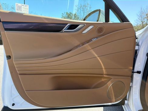 Used 2025 Genesis G80 2.5T AWD/4WD image 12