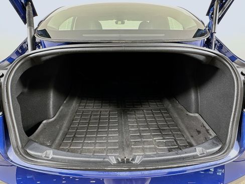 Used 2023 Tesla Model 3 Standard Range image 29