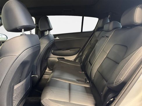 Certified 2022 Kia Sportage Nightfall Edition image 24