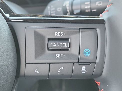 New 2026 Nissan Kicks SR FWD image 6