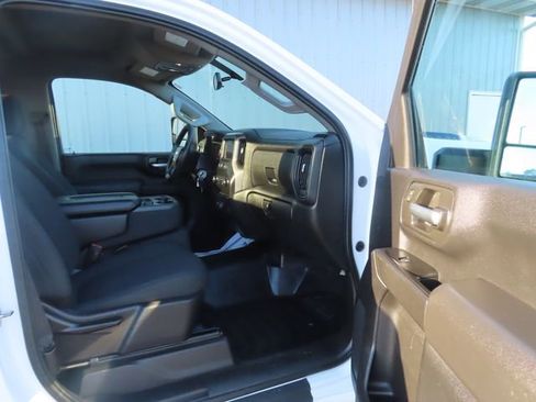 Used 2021 Chevrolet Silverado 2500 W/T w/ WT Convenience Package image 19