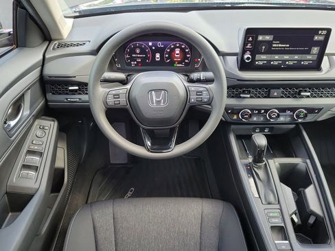 Certified 2026 Honda Accord SE image 18