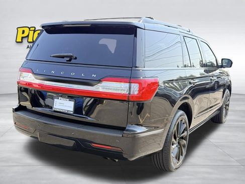 Certified 2021 Lincoln Navigator Reserve AWD/4WD image 7