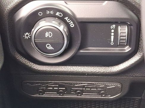 Used 2024 Jeep Gladiator Sport image 26