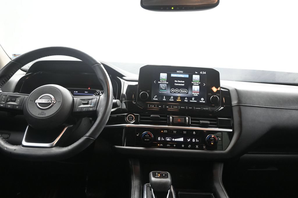 Used 2022 Nissan Pathfinder SL FWD image 20